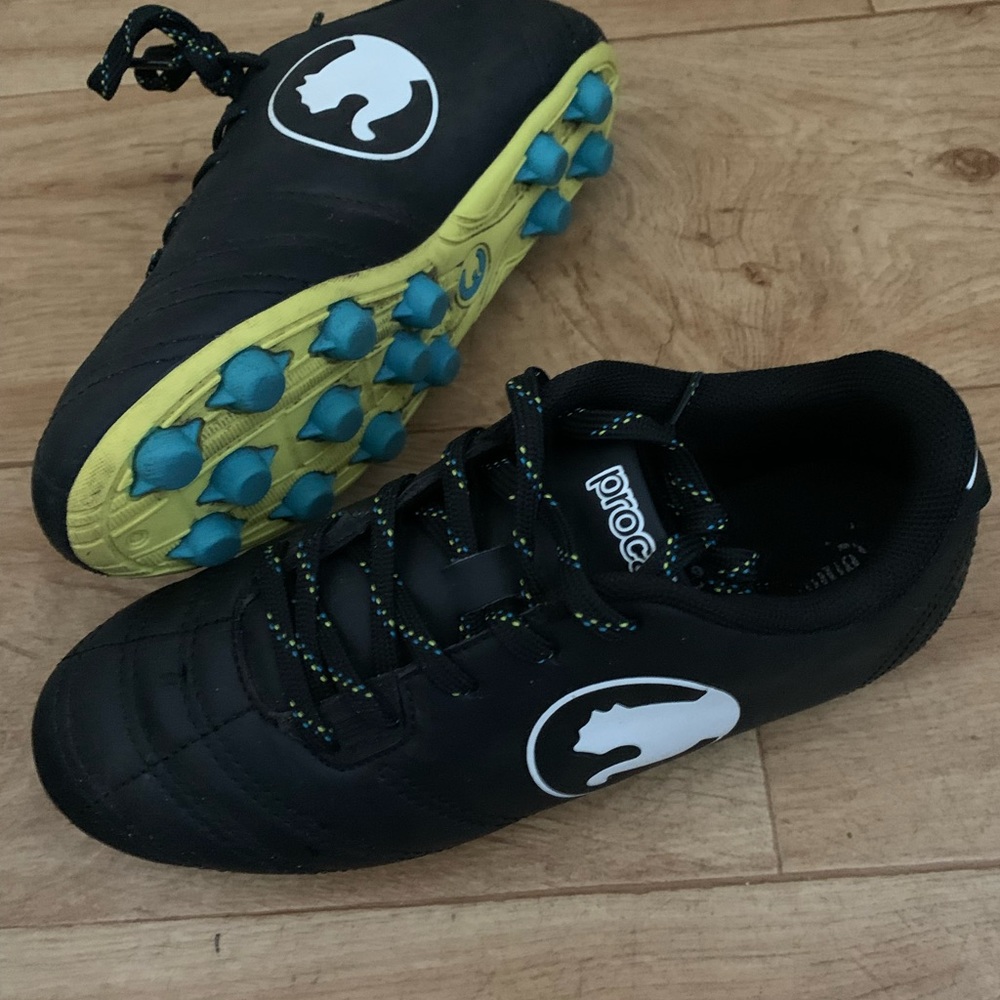 Big Boys Soccer Cleats
